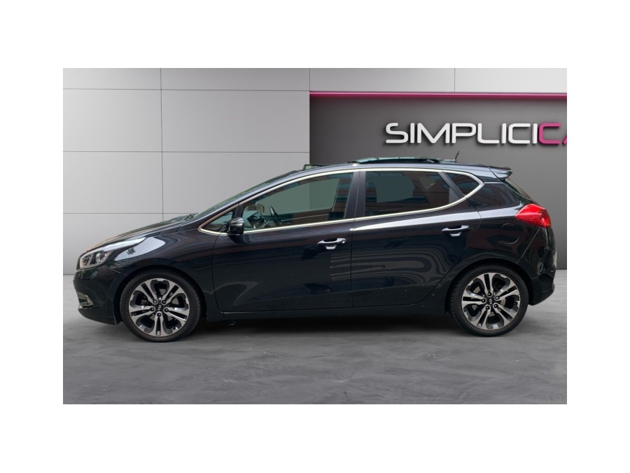 KIA d'occasion CEED 1.6 GDI 135 ACTIVE de 2013 Montreuil (93)﻿