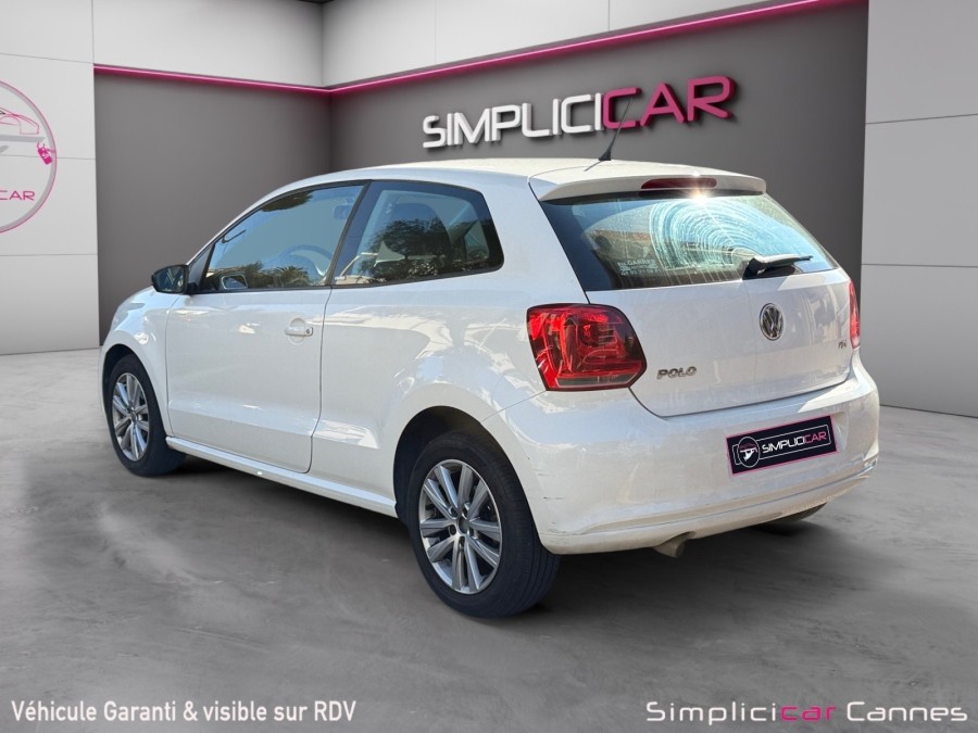 VOLKSWAGEN d'occasion POLO 1.6 TDI 90ch FAP Style 5p de 2011 Cannes