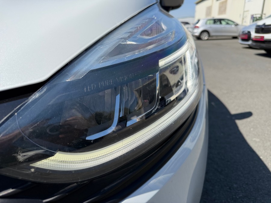 RENAULT d'occasion CLIO IV 0.9 TCE 90 ENERGY ZEN de 2017 Caen (14)﻿