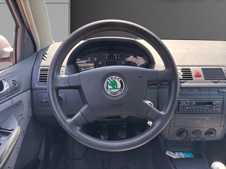 SKODA d'occasion FABIA 1.4 68 COMFORT de 2001 Carcassonne (11)﻿