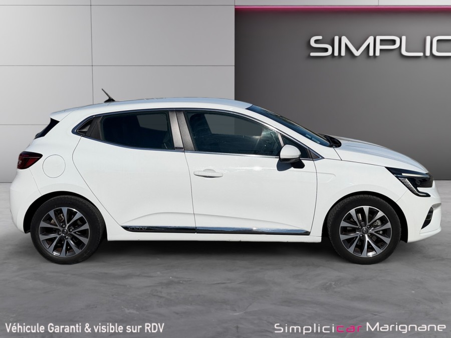 RENAULT d'occasion CLIO 1.6 E-TECH 140 LIMITED de 2020 Marignane (13)﻿