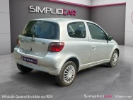 TOYOTA d'occasion YARIS 1.3 85 VVTI LINEA SOL de 2001 Vienne (38)﻿