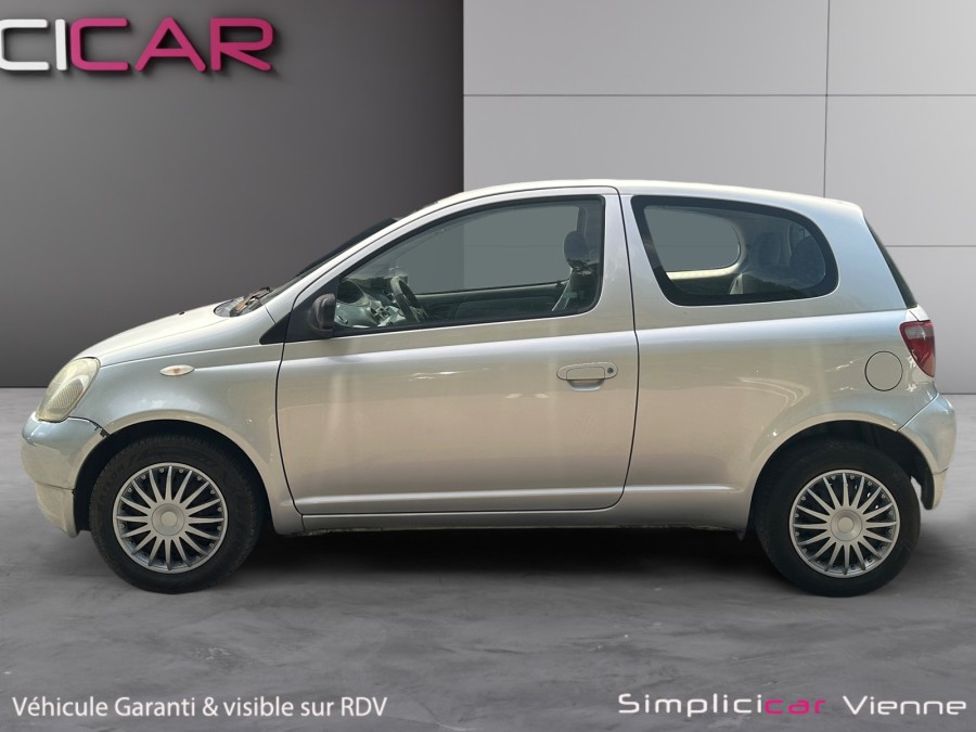 TOYOTA d'occasion YARIS 1.3 85 VVTI LINEA SOL de 2001 Vienne (38)﻿