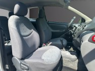 TOYOTA d'occasion YARIS 1.3 85 VVTI LINEA SOL de 2001 Vienne (38)﻿