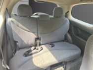 TOYOTA d'occasion YARIS 1.3 85 VVTI LINEA SOL de 2001 Vienne (38)﻿