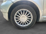TOYOTA d'occasion YARIS 1.3 85 VVTI LINEA SOL de 2001 Vienne (38)﻿