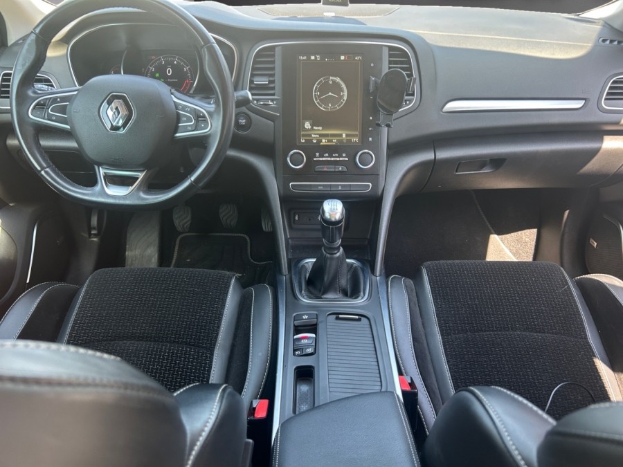 RENAULT d'occasion MEGANE IV 1.3 TCE 140 GT LINE de 2019 Lyon Nord
