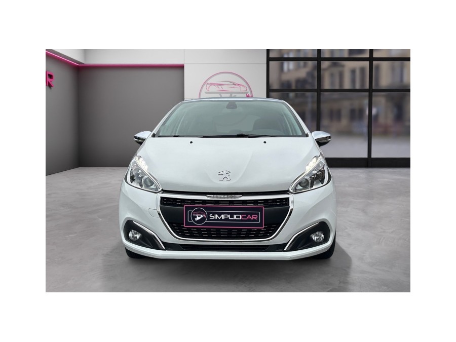 PEUGEOT d'occasion 208 1.6 Blue HDi 120 de 2017 Compiègne (60)﻿
