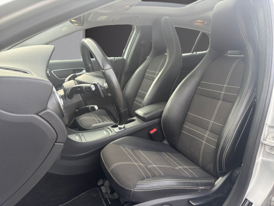 MERCEDES d'occasion GLA 250 Sensation 7G-DCT de 2015 Pertuis (84)﻿