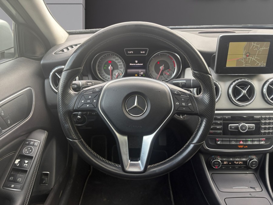 MERCEDES d'occasion GLA 250 Sensation 7G-DCT de 2015 Pertuis (84)﻿