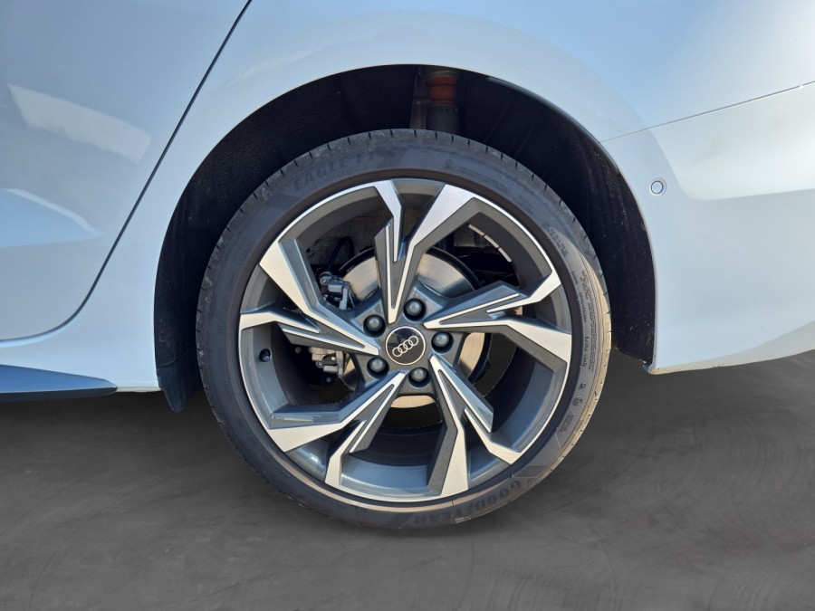 AUDI d'occasion A3 35 TFSI 150 4 PORTES S TRONIC AUTO de 2025 Vichy
