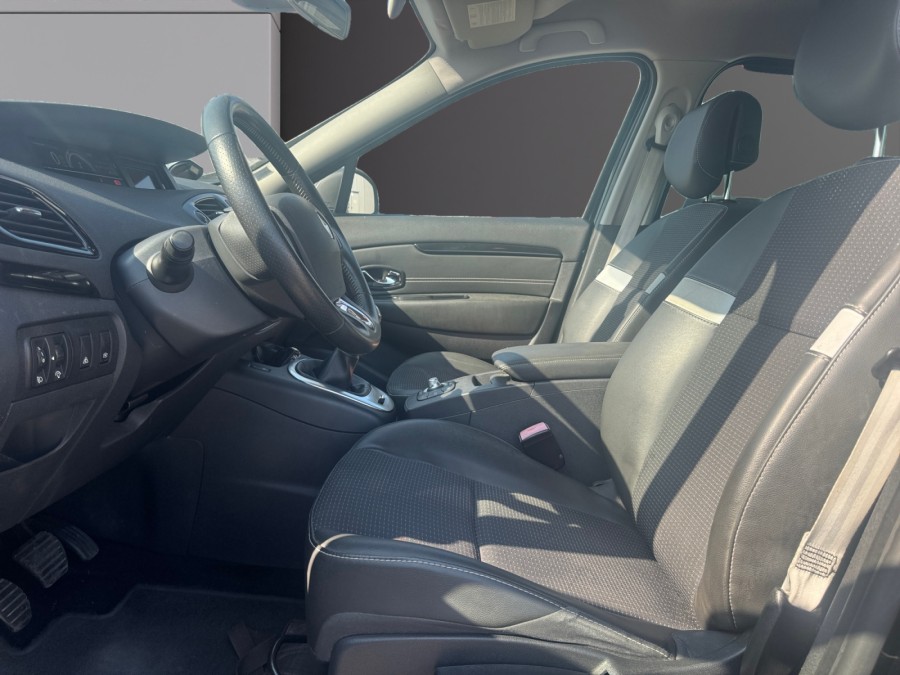 RENAULT d'occasion SCENIC 1.6 dCi 130 BOSE de 2013 Beaune (21)﻿