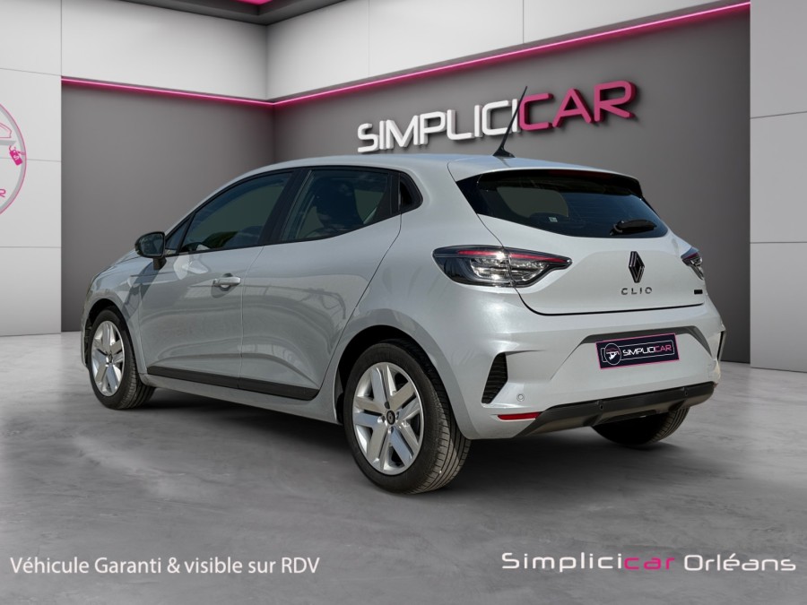 RENAULT d'occasion CLIO 1.6 E-Tech 145ch full hybrid Evolution - 25