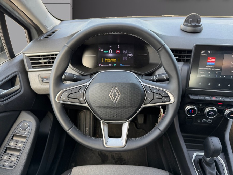 RENAULT d'occasion CLIO 1.6 E-Tech 145ch full hybrid Evolution - 25