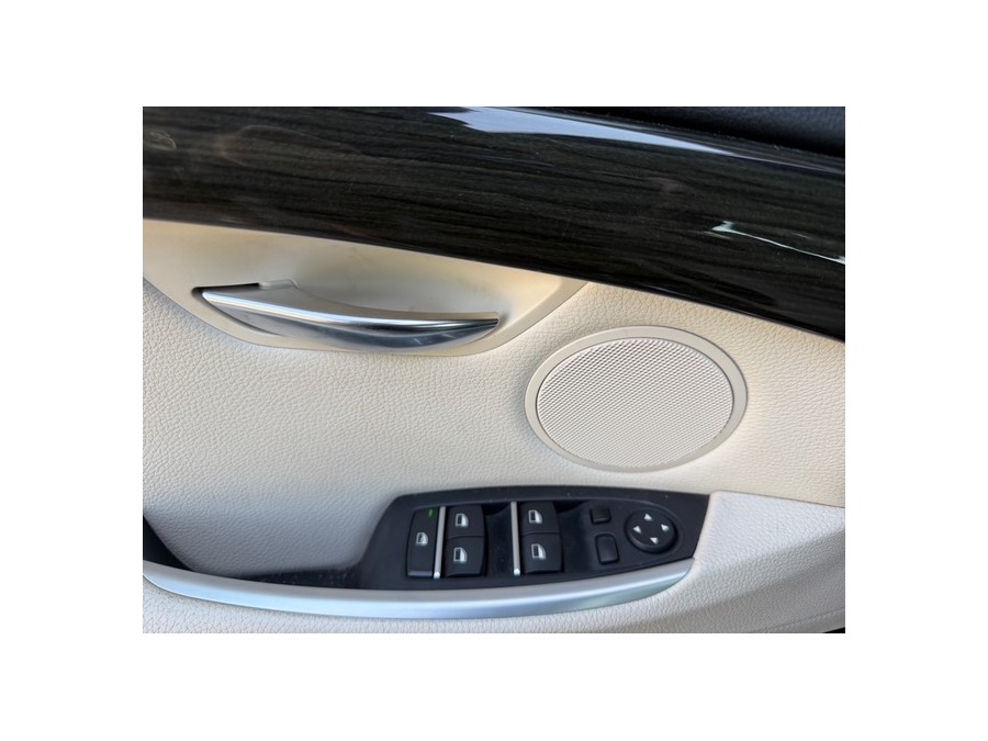 BMW d'occasion 5GT (F07) 535IA XDRIVE 306 20CV LUXURY de 2014 Tours