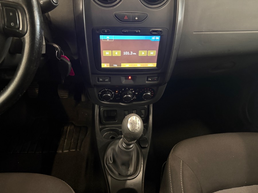 DACIA d'occasion DUSTER 1.5 DCI 110 FAP 4X2 BLACK TOUCH de 2016