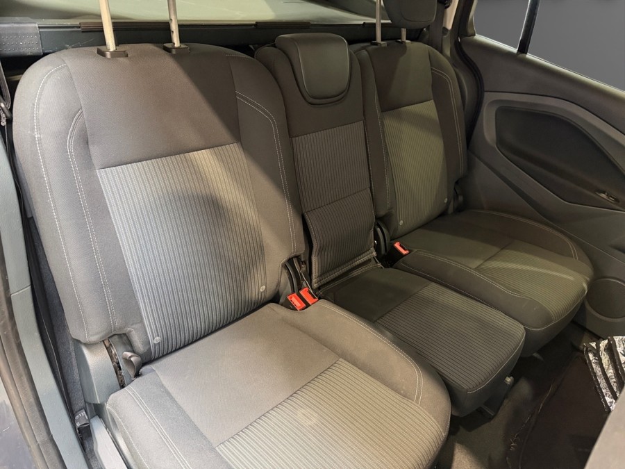 FORD d'occasion GRANDCMAX 1.6 TDCI 115 FAP EDITION de 2014 Le Havre