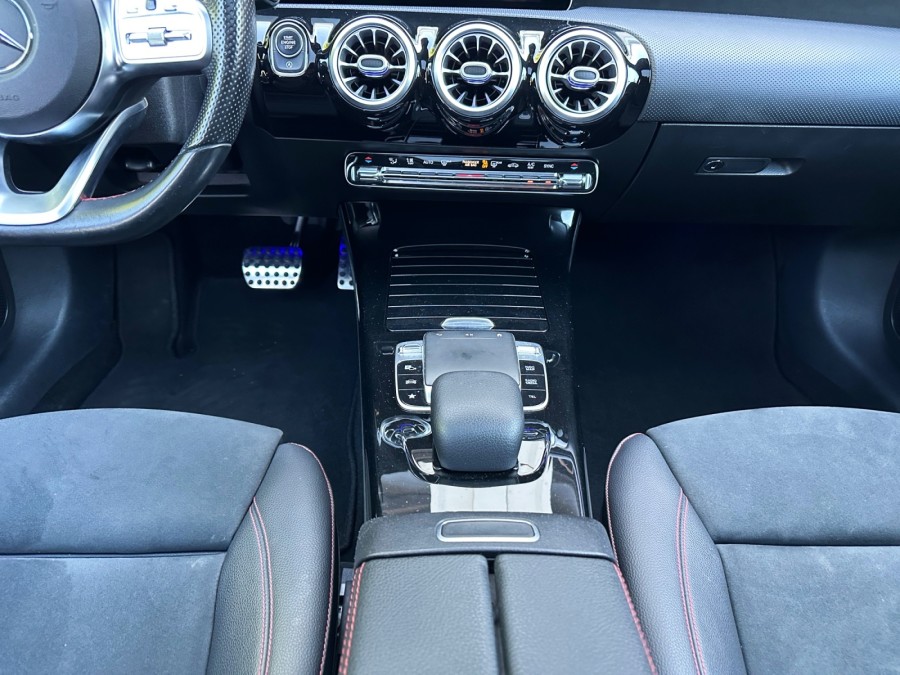 MERCEDES d'occasion A MERCEDES CLASSE A 200 163cv 7G-DCT AMG Line de