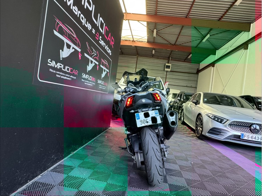 YAMAHA d'occasion TMAX T MAX de 2018 Méry Sur Oise (95)﻿