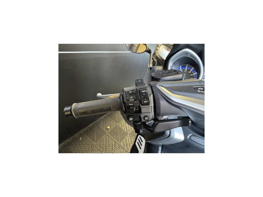 YAMAHA d'occasion TMAX T MAX de 2018 Méry Sur Oise (95)﻿