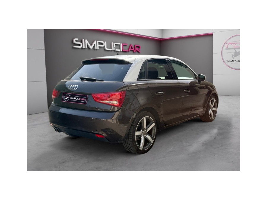 AUDI d'occasion A1 SB 1.4 TFSI 140 S LINE S TRONIC de 2014 La Ciotat