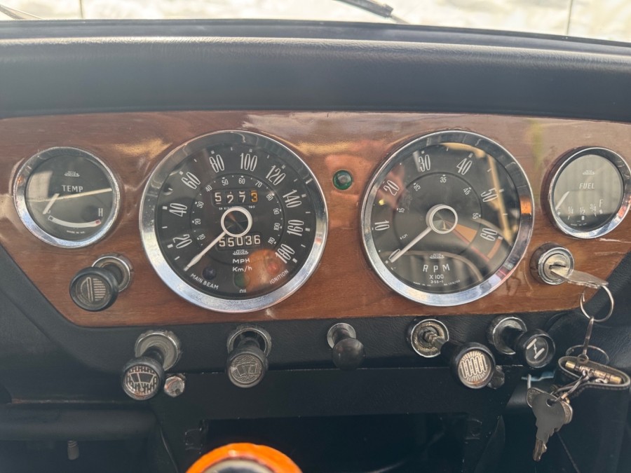 TRIUMPH d'occasion SPITFIRE 1.2 MK I de 1968 Troyes (10)﻿