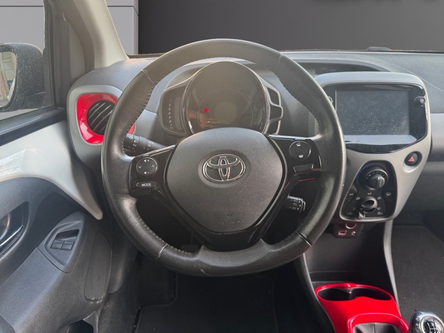TOYOTA d'occasion AYGO II 1 VVTI X CITE X SHIFT AUTO de 2019
