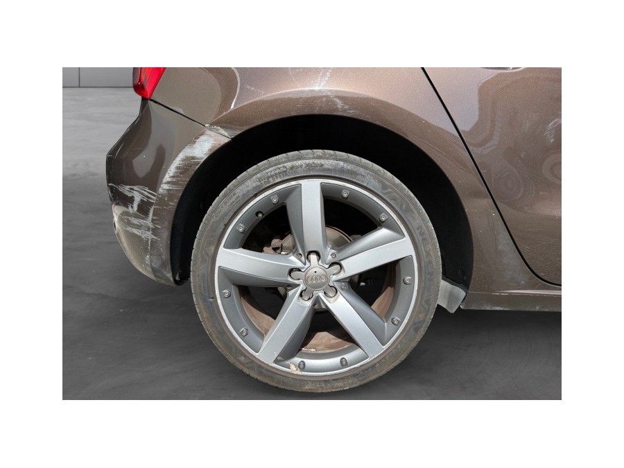 AUDI d'occasion A1 SB 1.4 TFSI 140 S LINE S TRONIC de 2014 La Ciotat