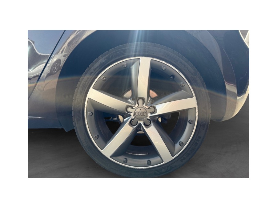 AUDI d'occasion A1 SB 1.4 TFSI 140 S LINE S TRONIC de 2014 La Ciotat