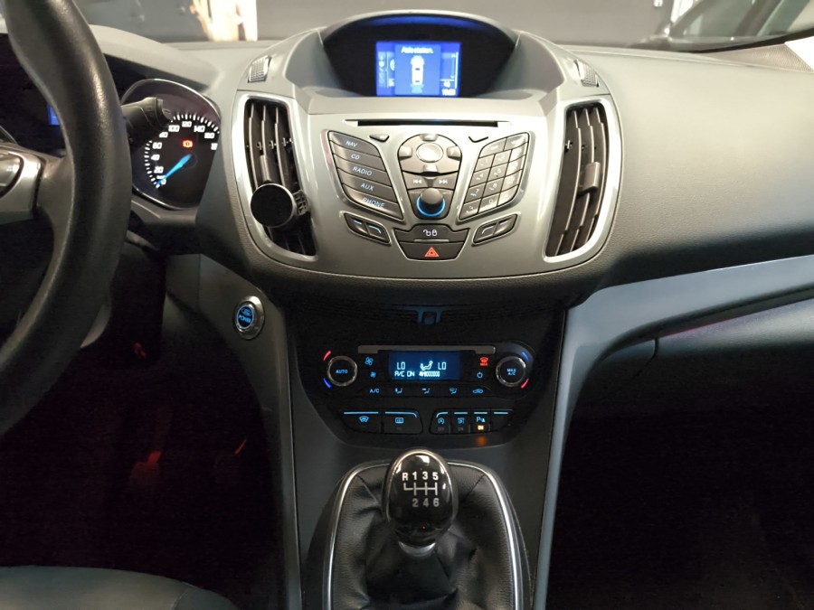 FORD d'occasion C-MAX 1600 TDCI 115 TITANIUM X de 2013 St Jean du