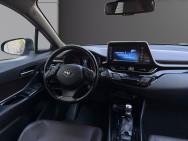 TOYOTA d'occasion C-HR 122H DISTINCTIVE de 2017 Nîmes (30)﻿