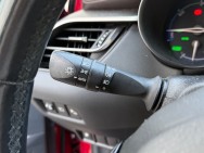 TOYOTA d'occasion C-HR 122H DISTINCTIVE de 2017 Nîmes (30)﻿
