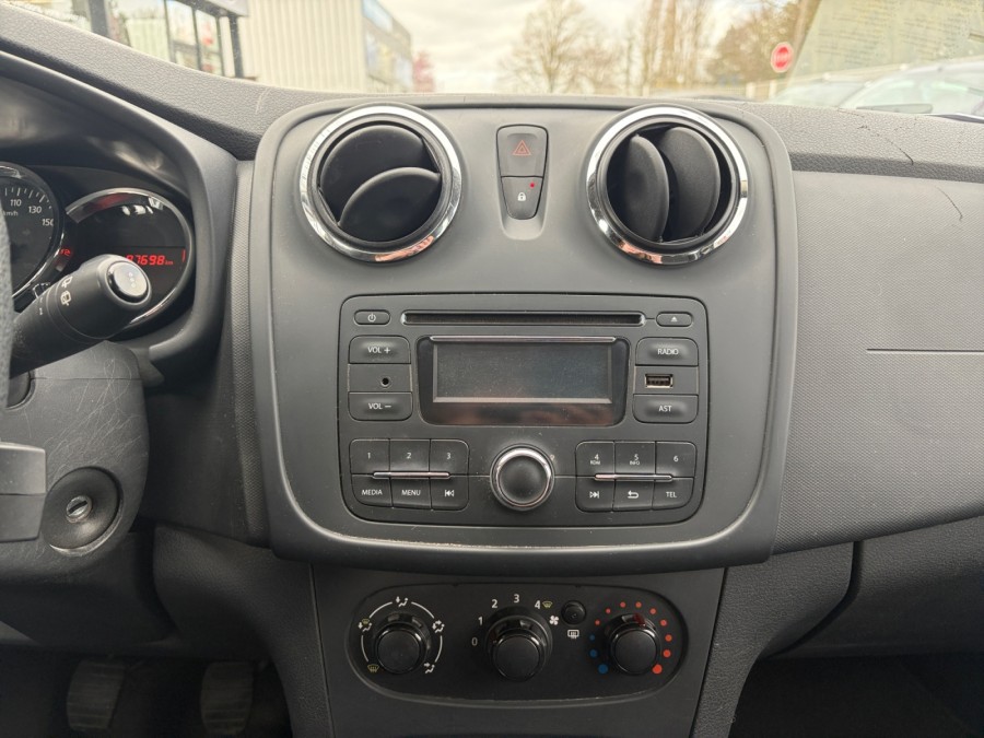 DACIA d'occasion LOGAN 1.2 16V de 2015 Arras (62)﻿