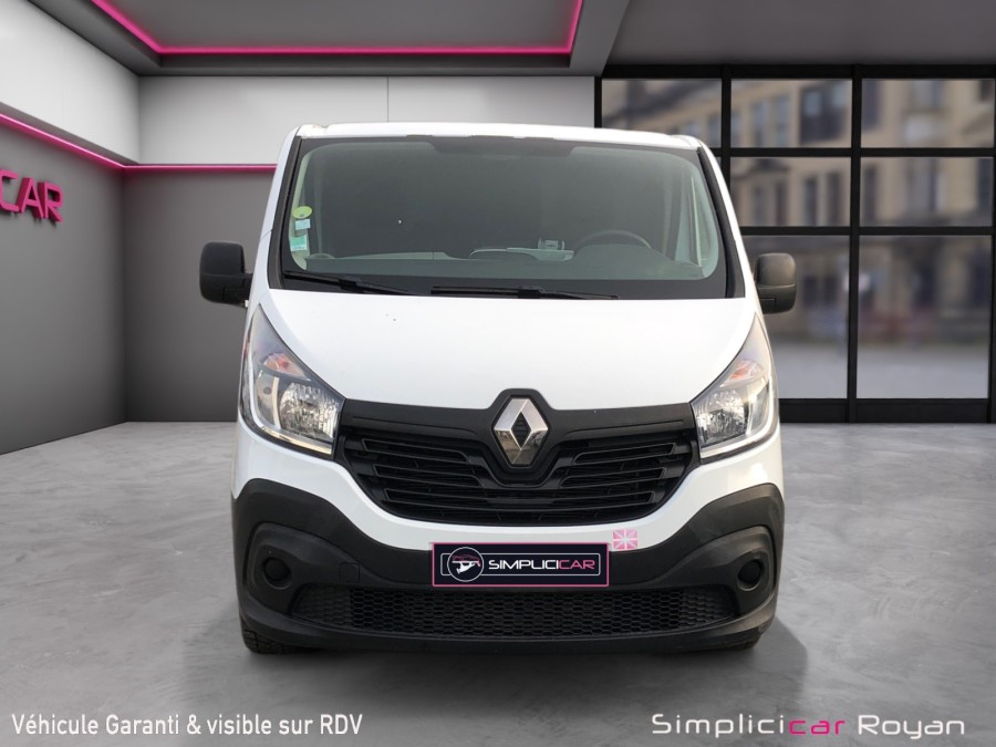 RENAULT d'occasion TRAFIC L1H1 1.6 DCI 115 GRAND CONFORT de 2015