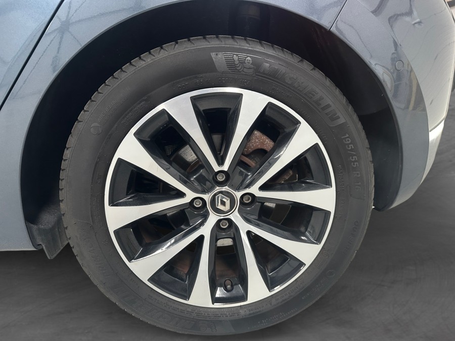 RENAULT d'occasion CLIO 1.6 E-TECH 140 INTENS de 2020 Lorient (56)﻿