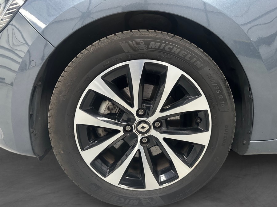 RENAULT d'occasion CLIO 1.6 E-TECH 140 INTENS de 2020 Lorient (56)﻿