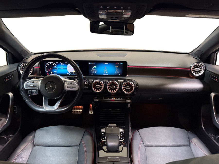 MERCEDES d'occasion CLASSE A CLASSE A BERLINE 200 AMG LINE de 2019
