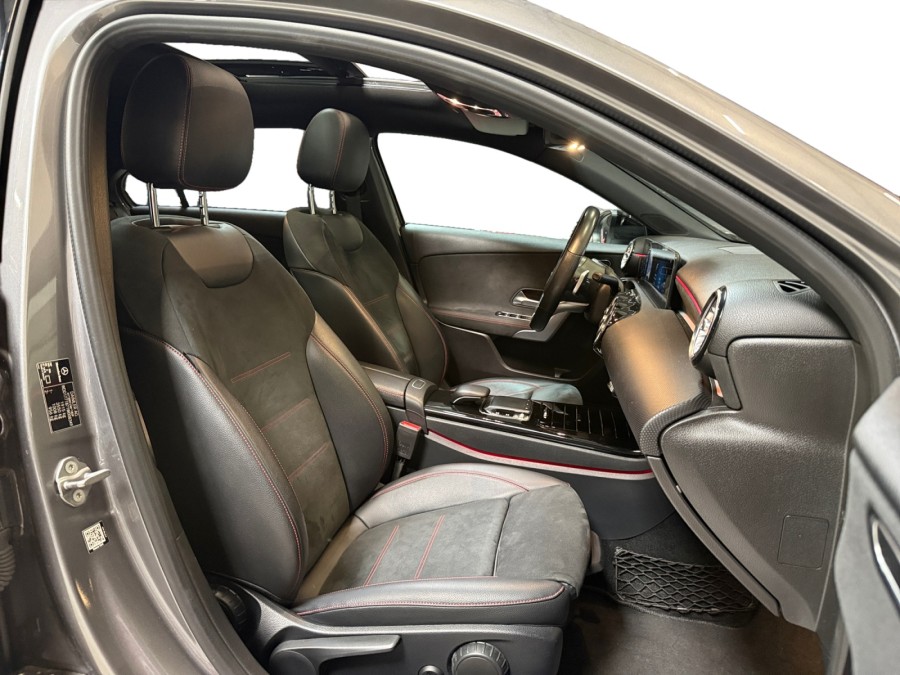 MERCEDES d'occasion CLASSE A CLASSE A BERLINE 200 AMG LINE de 2019