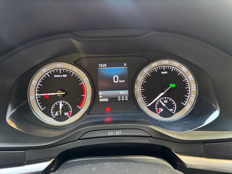 SKODA d'occasion KAROQ 1.5 TSI 150 STYLE DSG AUTO de 2018 Paris 15