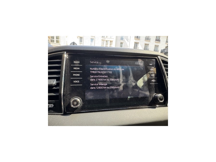 SKODA d'occasion KAROQ 1.5 TSI 150 STYLE DSG AUTO de 2018 Paris 15