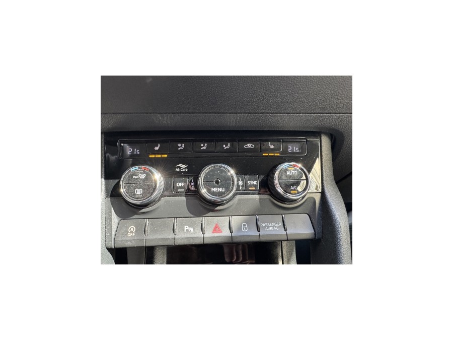 SKODA d'occasion KAROQ 1.5 TSI 150 STYLE DSG AUTO de 2018 Paris 15