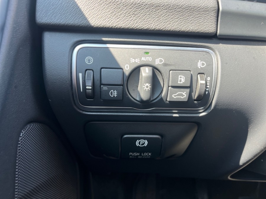 VOLVO d'occasion S60 1.6 DRIVE 115 STOP AND START KINETIC de 2014