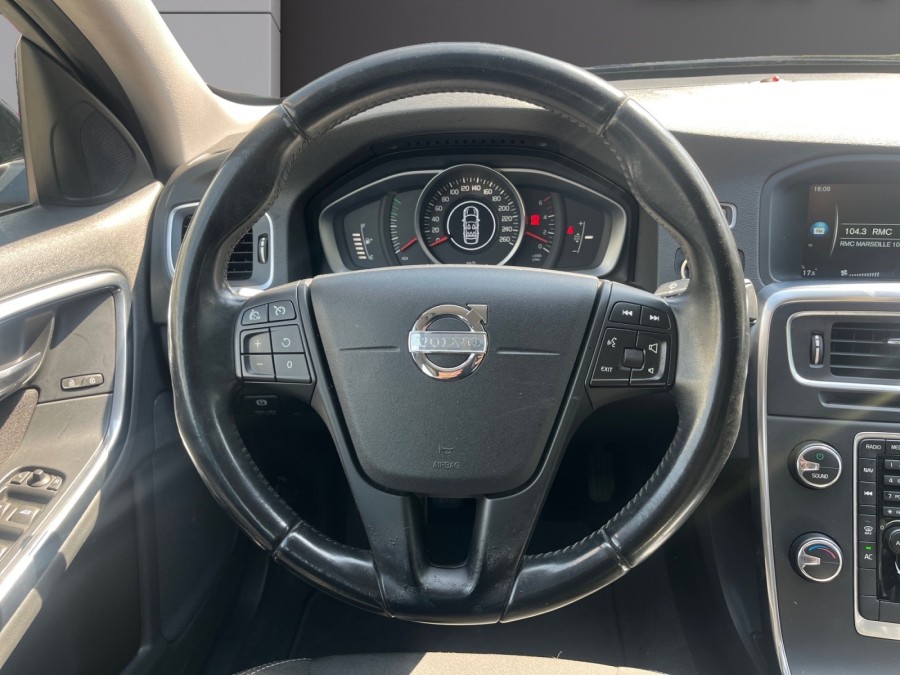 VOLVO d'occasion S60 1.6 DRIVE 115 STOP AND START KINETIC de 2014