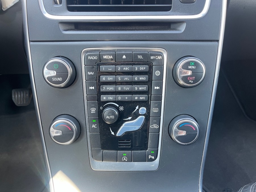 VOLVO d'occasion S60 1.6 DRIVE 115 STOP AND START KINETIC de 2014