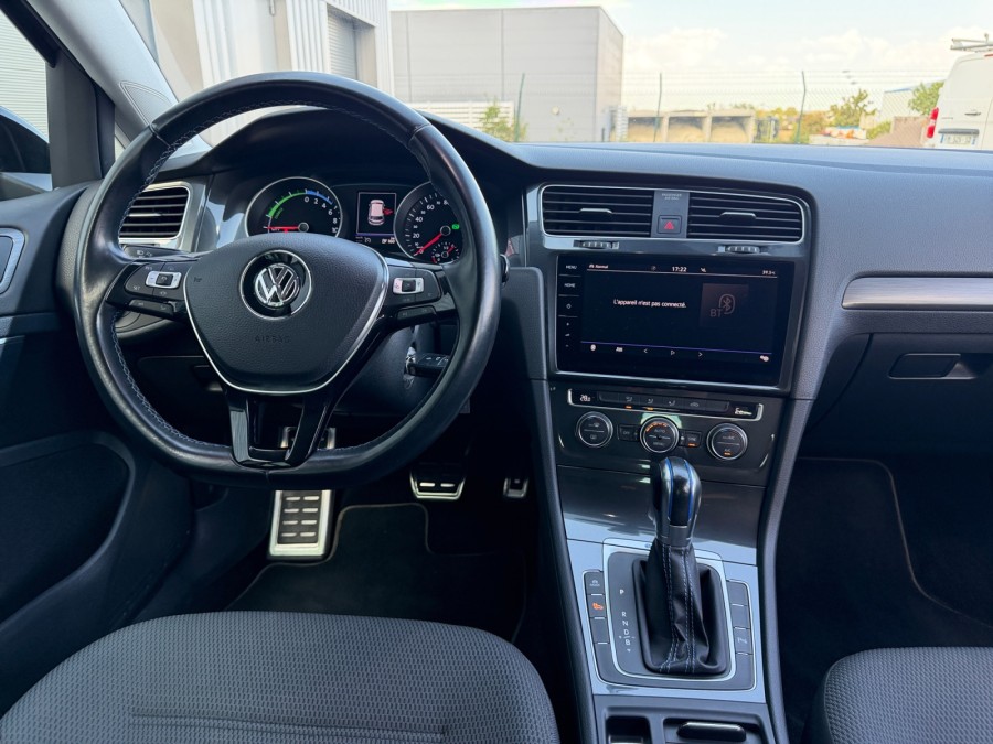 VOLKSWAGEN d'occasion GOLF VII E-GOLF ELECTRIQUE AUTO de 2019 Beaune