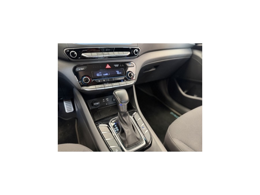 HYUNDAI d'occasion IONIQ 1.6 PLUG IN CREATIVE DCT AUTO de 2019 Annecy