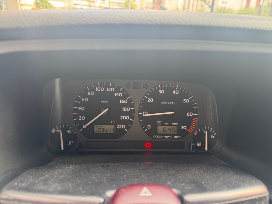 VOLKSWAGEN d'occasion GOLF III GTI EDITION de 1996 Montreuil (93)﻿