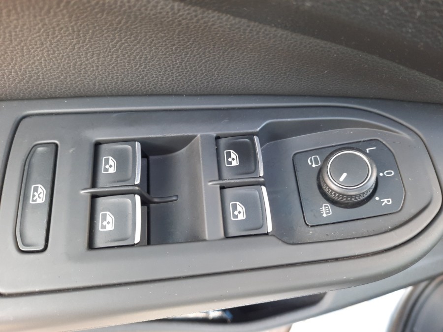 VOLKSWAGEN d'occasion GOLF 2.0 TSI 245 GTI DSG de 2022 Montreuil (93)﻿