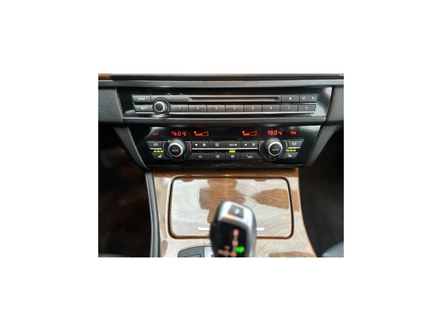 BMW d'occasion 530 Série 5 3.0d 245ch Luxe BVA8 de 2011 La Flèche