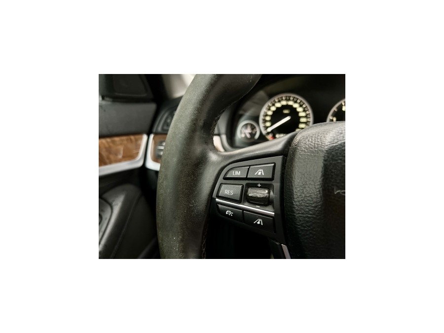 BMW d'occasion 530 Série 5 3.0d 245ch Luxe BVA8 de 2011 La Flèche